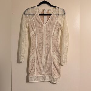 Elegant Lace V-Neck Dress